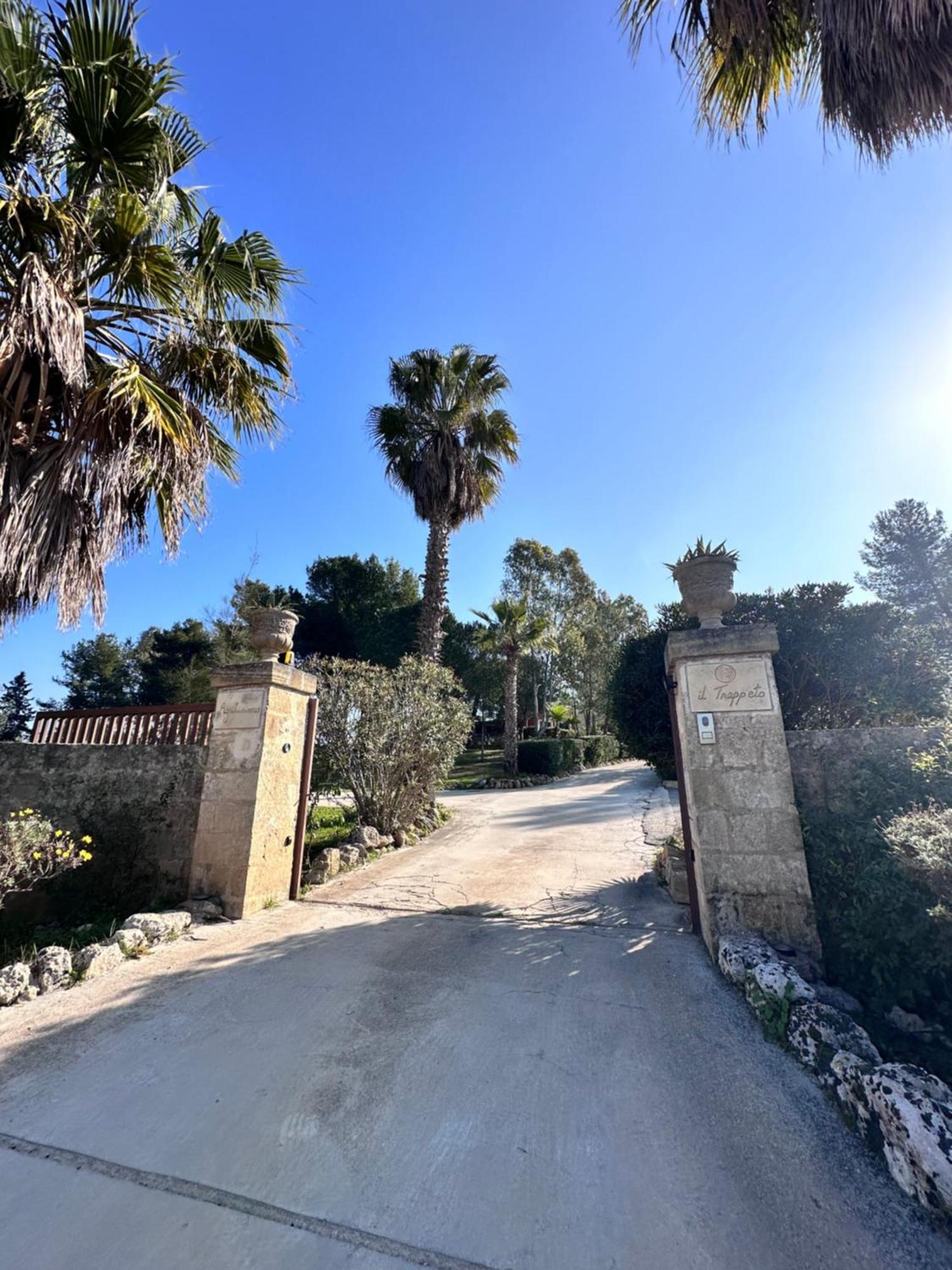 Agriturismo Il Trappeto غالّيبولي المظهر الخارجي الصورة